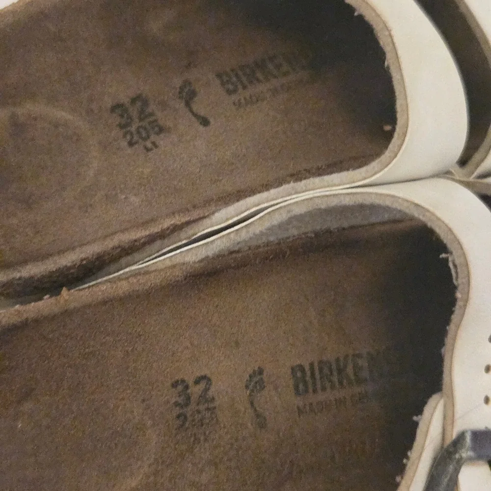 Birkenstock Arizona Kids White Birko-Flor Two Strap Sandals Size 32 L11 205